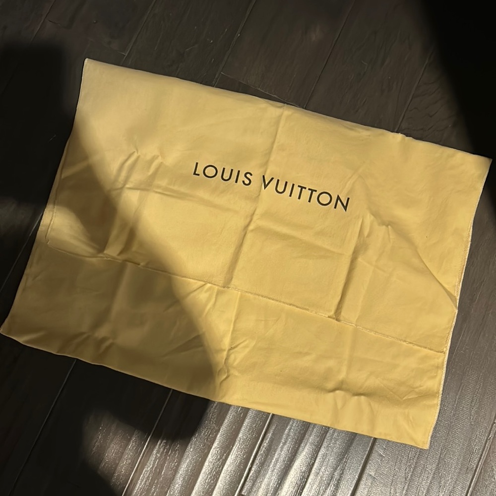 Louis Vuitton neverfull dust bag